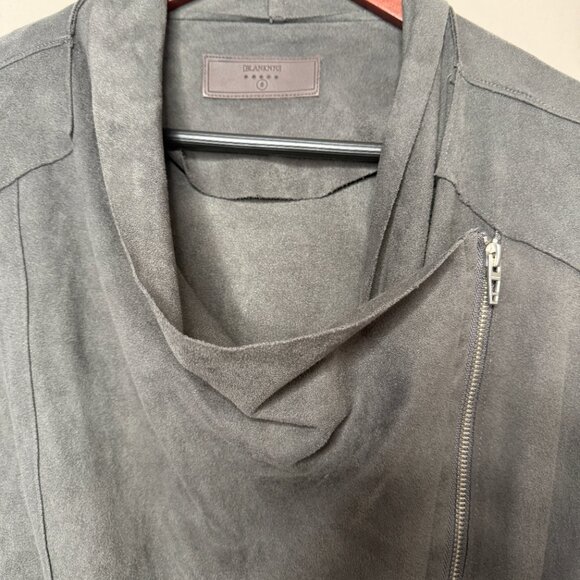 Blank NYC Faux Suede Asymmetrical Sweater Jacket - Grey Moto - Women's Small - Picture 6 of 8